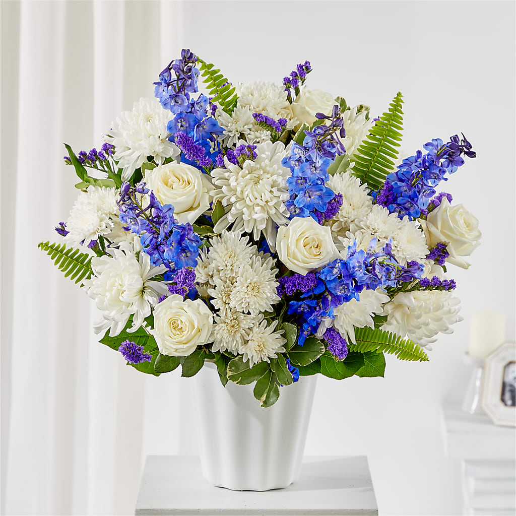Hold Dear Tabletop Basket – D & L FLORIST & GIFTS LLC, Houston MO