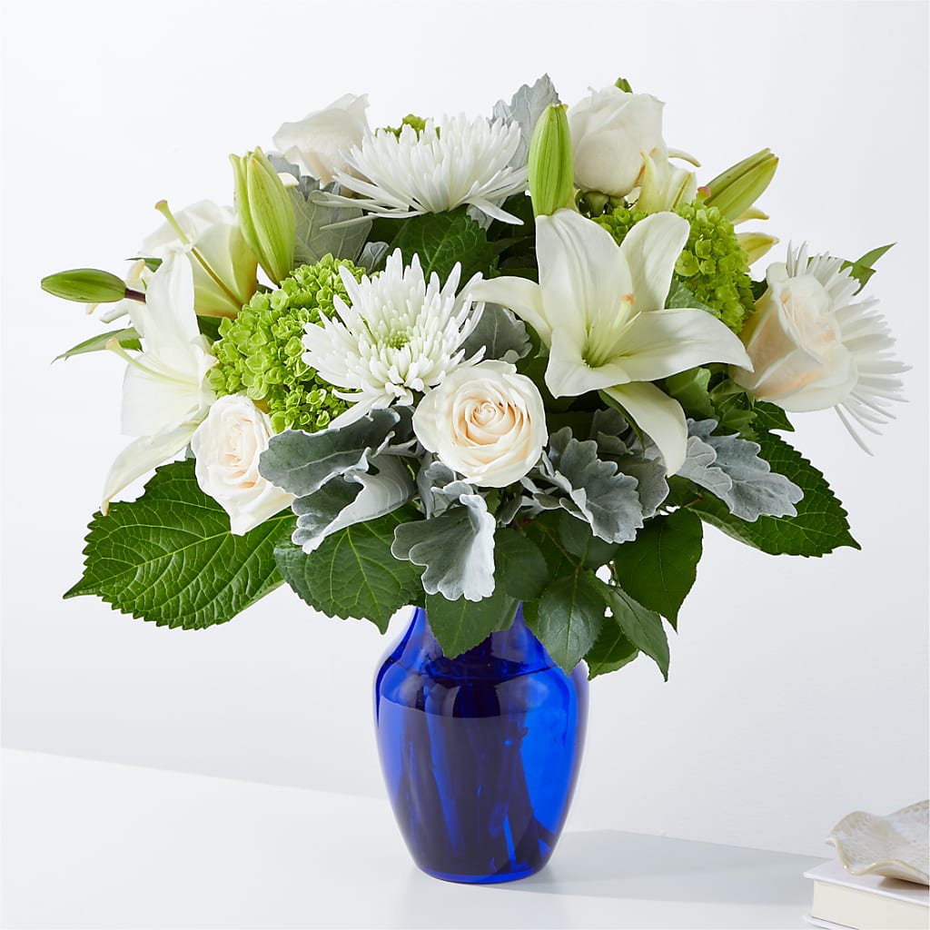 Snowy Dreams Bouquet – D & L FLORIST & GIFTS LLC, Houston MO