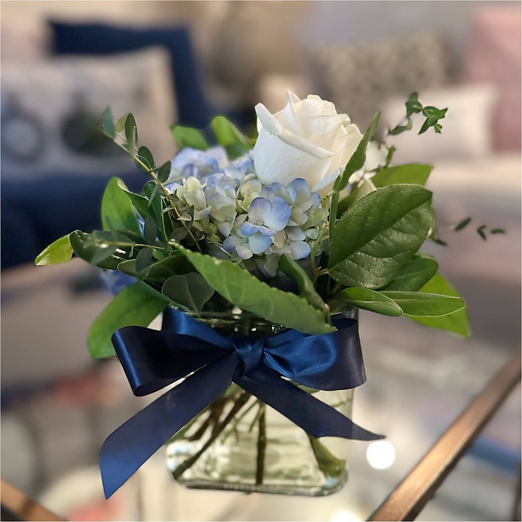 Sky Blue Delight Bouquet – D & L FLORIST & GIFTS LLC, Houston MO