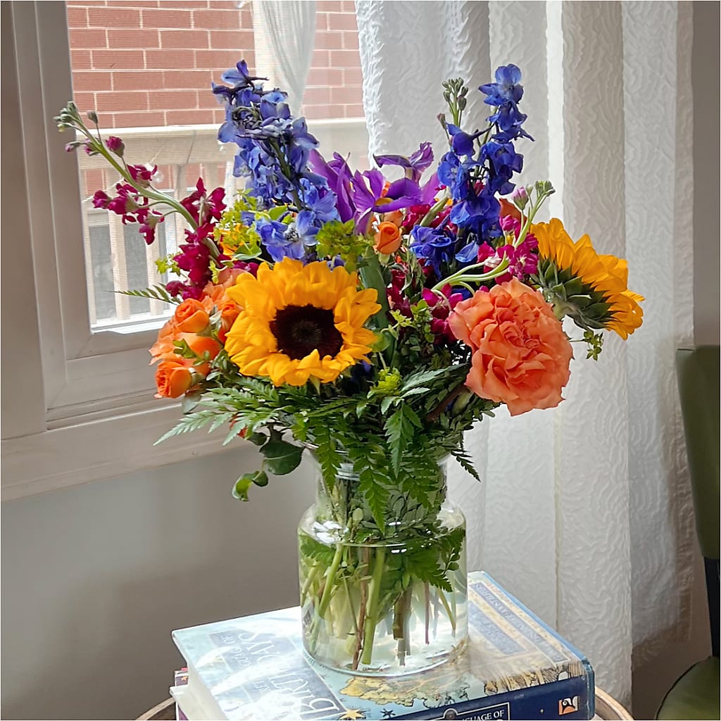 Rays of Life Bouquet – D & L FLORIST & GIFTS LLC, Houston MO